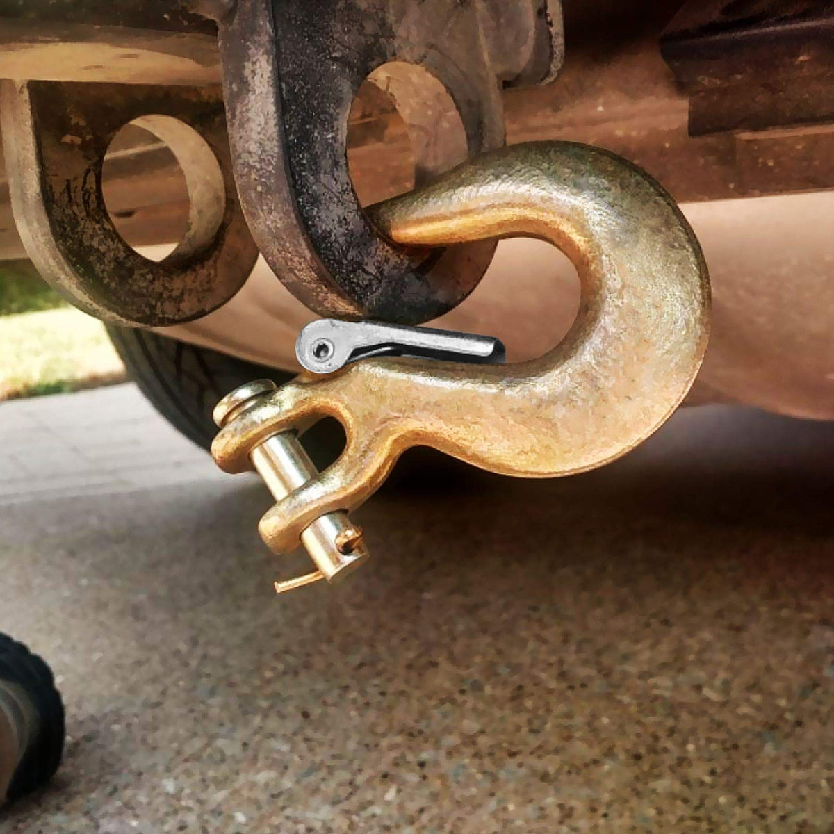 3/8 Inch Clevis Slip Hook with Safety Latch, 18000 Lb Capacity R31501